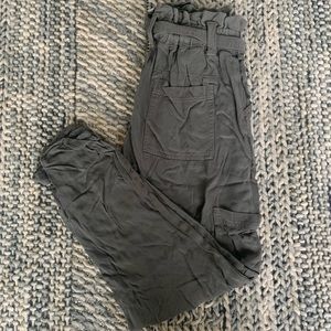 Army green paper bag pants